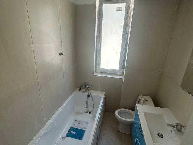 Apartament 1 camera etaj 1, Manta Rosie