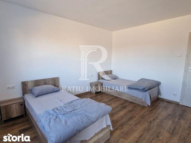 Apartament 1 camera | Echipe de muncitori | Ascensor | Iosia | Or