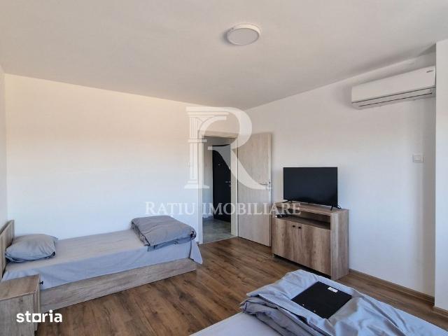 Apartament 1 camera | Echipe de muncitori | Ascensor | Iosia | Or