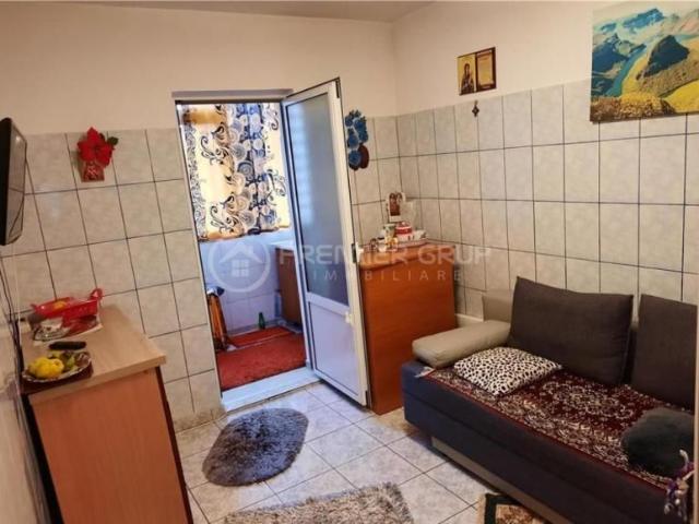 Apartament 1 camera, Podu de Fier, 35mp