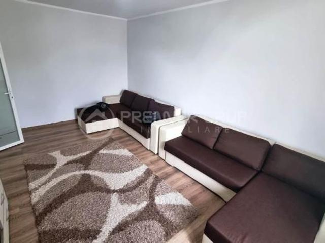 Apartament 1 camera, Podu Ros, 38mp