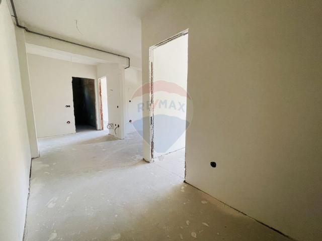 Apartament 1 camera vanzare in bloc de apartamente Bihor, Oradea, Oncea vezi locația pe hartă