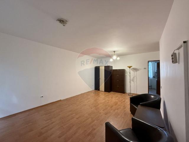 Apartament 1 camera vanzare in bloc de apartamente Cluj Napoca, Manastur vezi locația pe hartă
