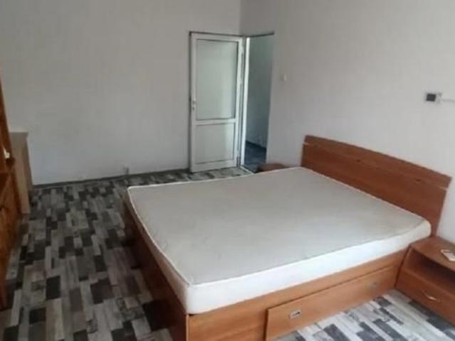 Apartament 1 camera zona Targu Cucu Podu de Fier