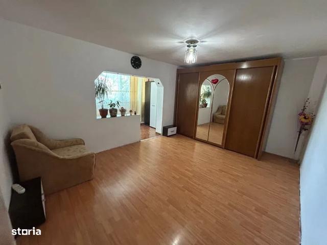 Apartament 1 camere Calea Buziasului ETAJ 1