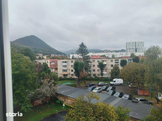 Apartament 20camere Centrul Civic,langa AfI MAll
