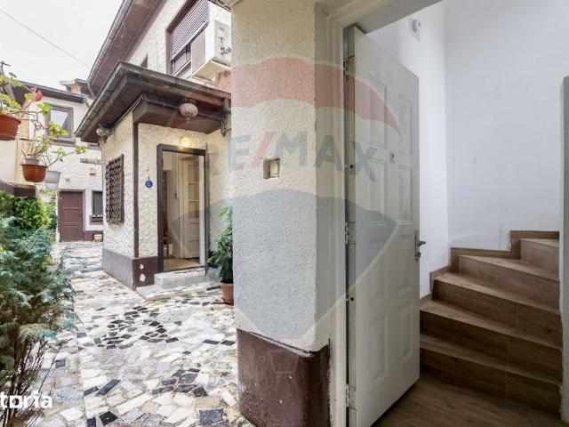 Apartament 2 3 camere in Vila intrare separata Zona Mircea Vulcanescu