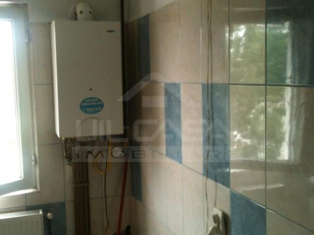 Apartament 2 cam, renovat, centrala, Podu Ros