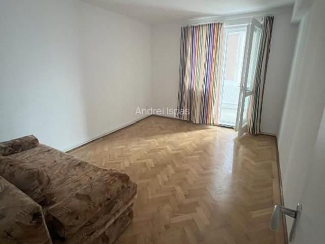 Apartament 2 cam, zona Centru Civic Mesota, renovat, utilat, nemobilat