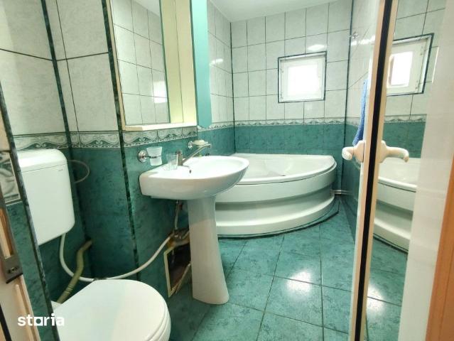 Apartament 2 cam 1 Mai, near UMF Craiova