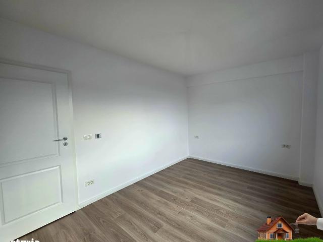 Apartament 2 cam 50mp et 1 INTABULAT rond Păcurari Rediu 90.700 E neg