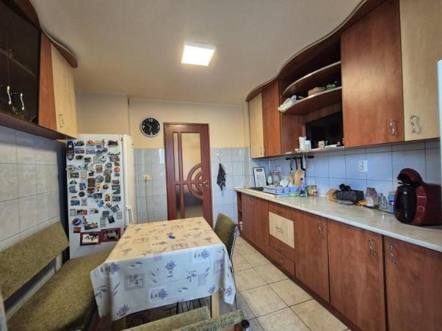 Apartament 2 camere,Micalaca 300
