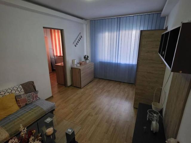 Apartament 2 camere Micro 14