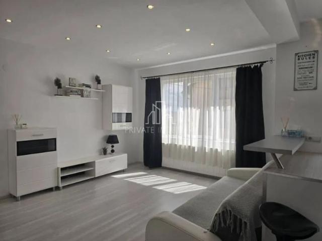 Apartament 2 camere, Mobilat/utilat, cu Parcare Privata