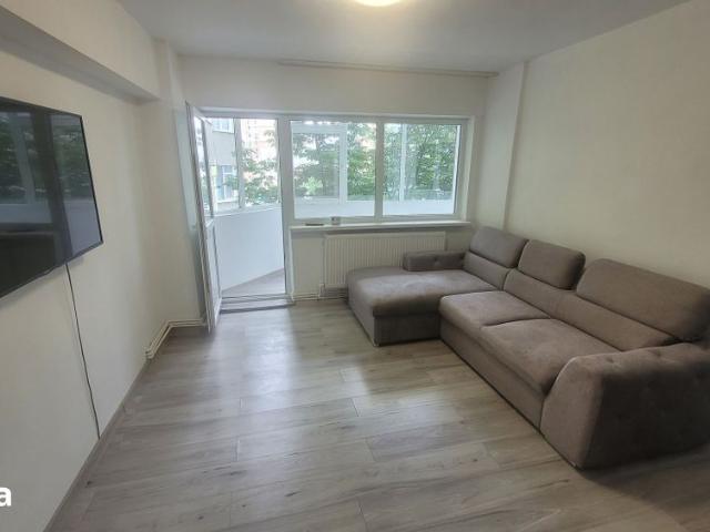 Apartament 2 camere mobilat