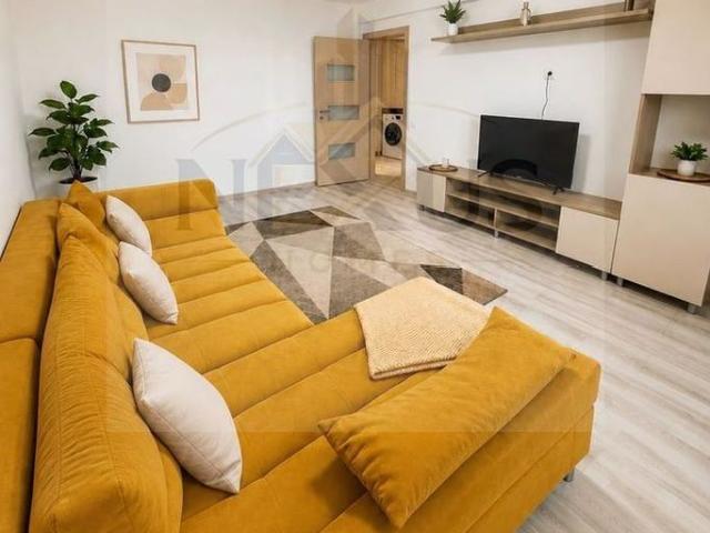 Apartament 2 camere Mobilat complet Metrou Berceni Parcare