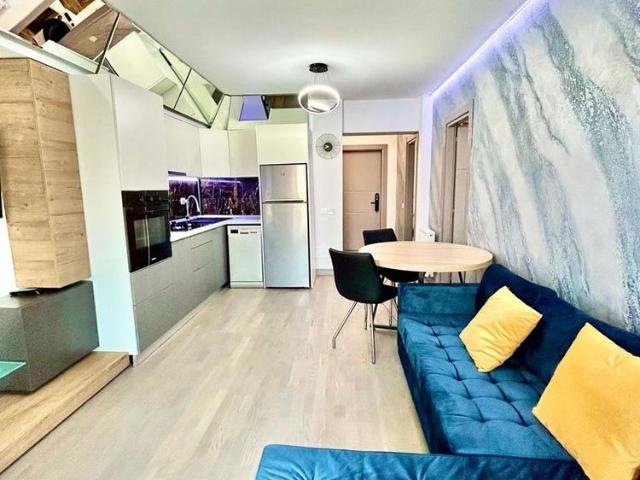 Apartament 2 camere mobilat modern, Complex Himson, centrala, balcon