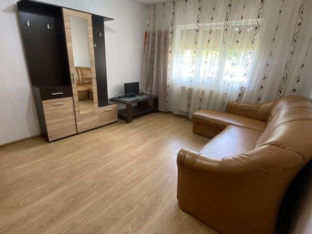 Apartament 2 camere mobilat si utilat, centrala proprie, Mioritei