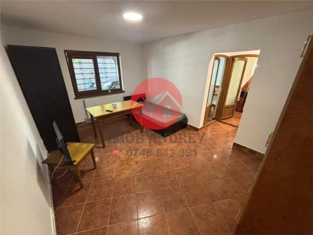 Apartament 2 camere, mobilat, Strada Spitalului, parter de inchiriat
