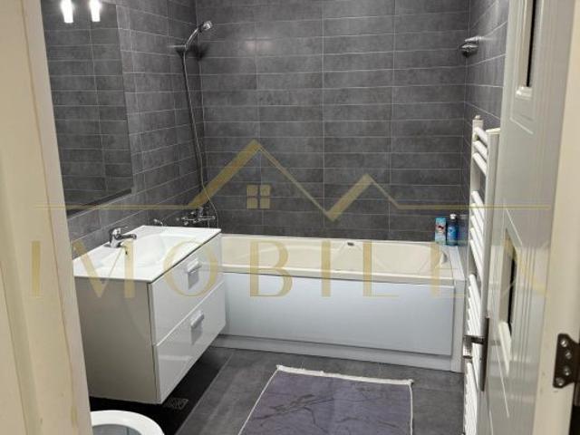 Apartament 2 camere, mobilat, parcare, zona Teilor