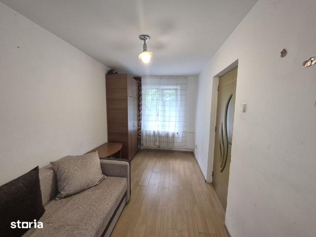 Apartament 2 camere nedecomandat Tătărași Flux lângă bulevard