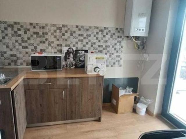 Apartament 2 camere, nemobilat, rezidential / birou, zona Dambul Rotun