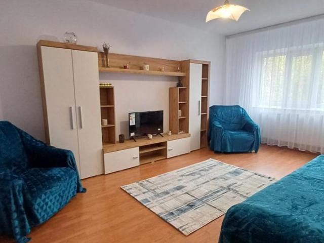 APARTAMENT 2 CAMERE NICOLINA DECOMANDAT
