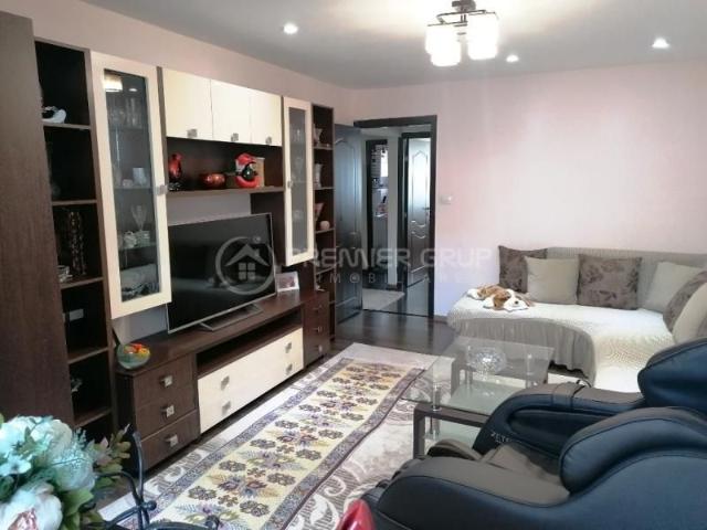 Apartament 2 camere, Nicolina, 56mp