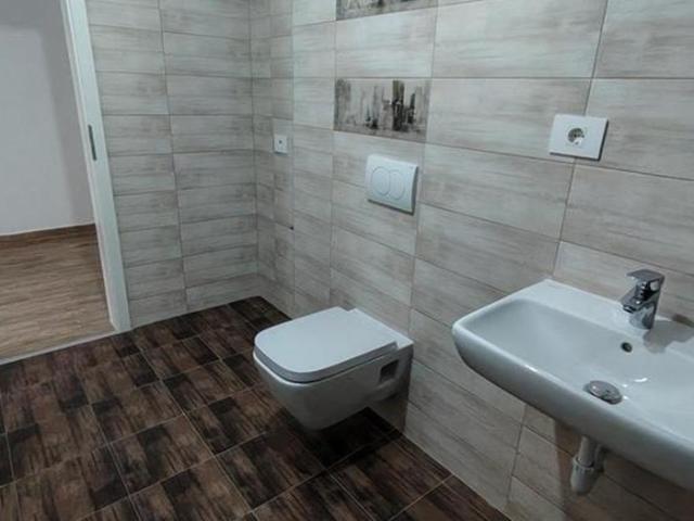 APARTAMENT 2 CAMERE NOU NEMOBILAT CU PARCARE IN MAURER VILLAS TRACTORUL
