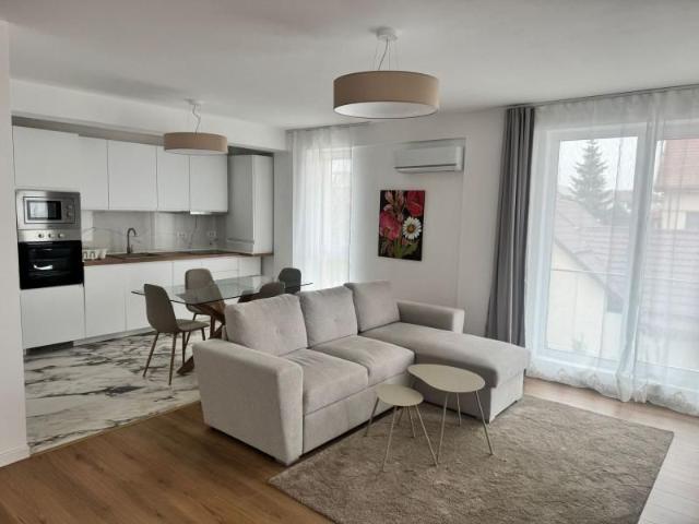 Apartament 2 camere Otopeni, central, IMPECABIL