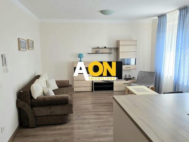 Apartament 2 camere, open space, cartier Orhideea, parcare privata