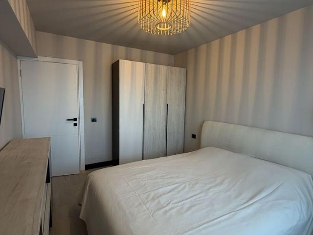 Apartament 2 camere, balcon, Calea București