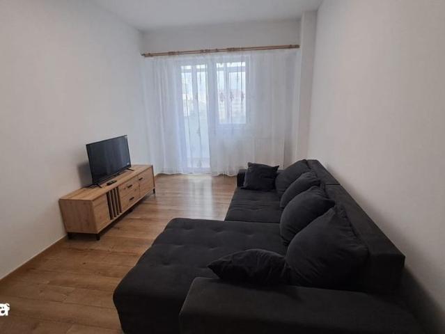 Apartament 2 camere, balcon, etaj 7, 62mp