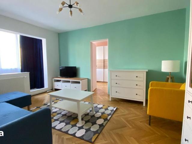 Apartament 2 camere, balcon, în Astra Uranus