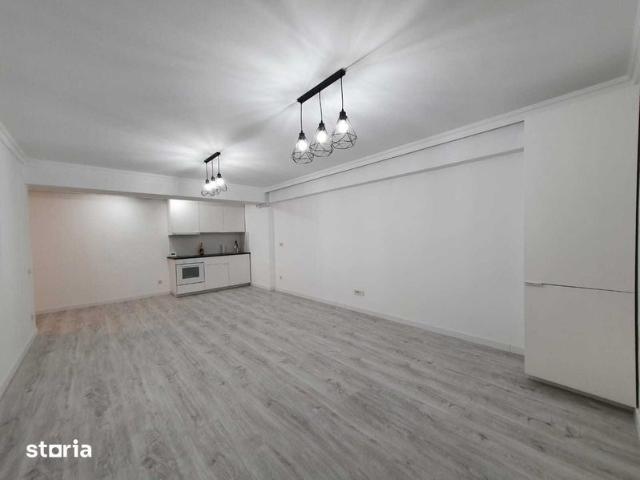Apartament 2 camere birou sau rezidential, curte si loc de parcare