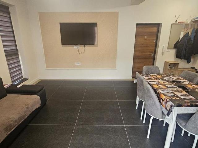 Apartament 2 camere bloc nou Girocului !