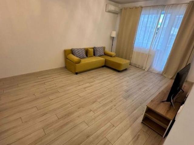 APARTAMENT 2 CAMERE BLOC NOU LANGA LACUL MORII