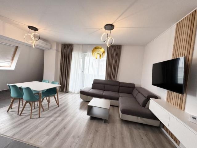 Apartament 2 Camere cu Balcon Prima Inchiriere Disponibil Imediat