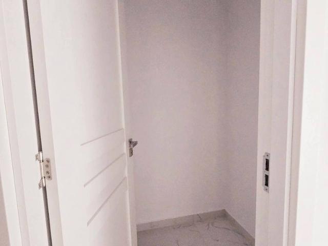 Apartament 2 Camere cu boxă siparcare Strada Piersicului, Dobroești