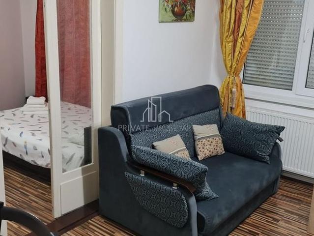 Apartament 2 Camere cu curte de Inchiriat, Zona Cetate/Cornisa