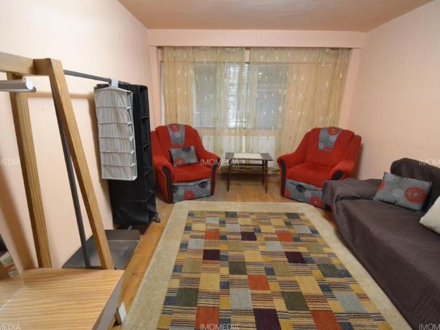 apartament 2 camere cu centrala proprie, zona Aradului