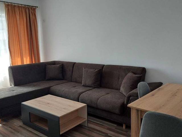 Apartament 2 camere cu loc parcare de inchiriat zona Grand Arena