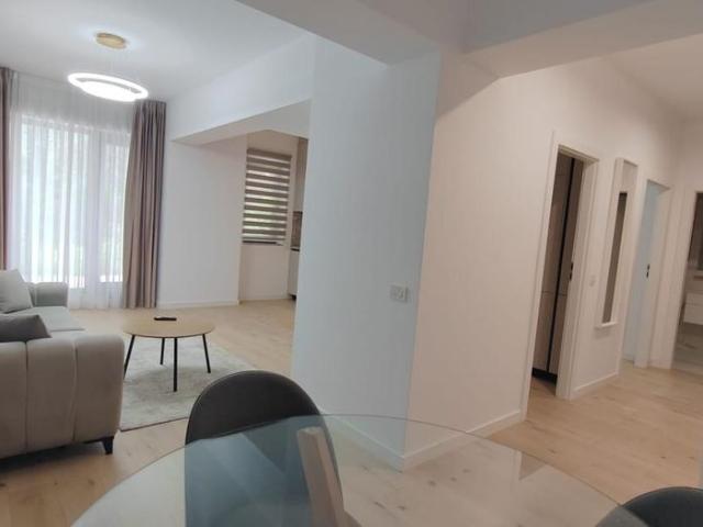 Apartament 2 camere cu parcare si gradina in First Estates Pipera