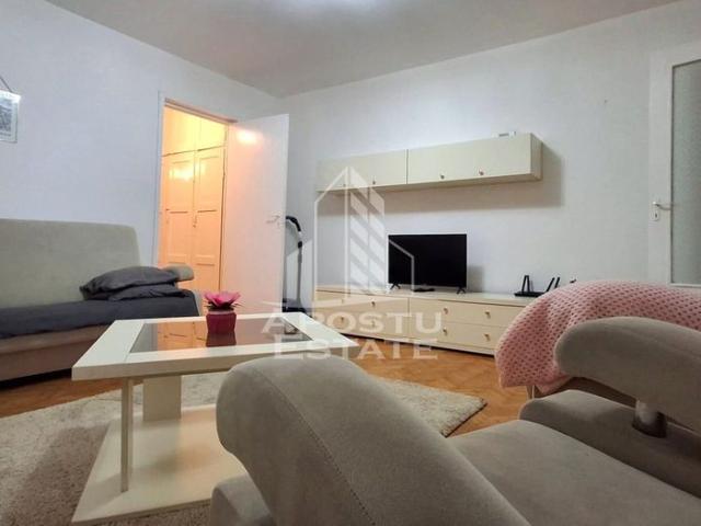 Apartament 2 camere Cal.Romanilor.Din 01.08