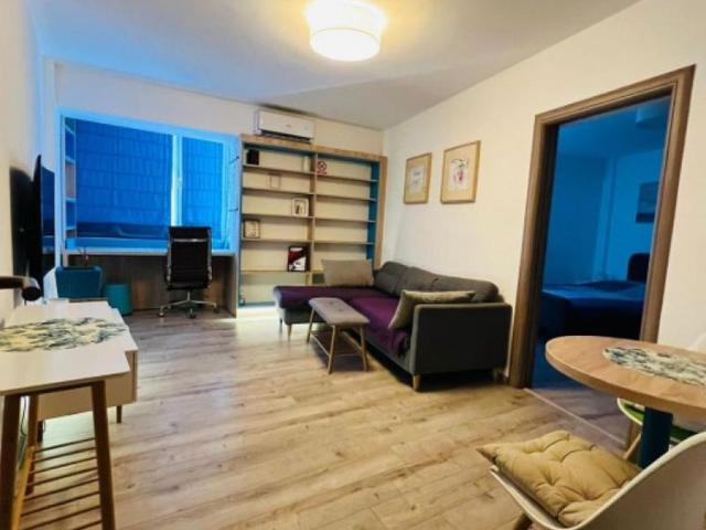 Apartament 2 camere Central, etaj 1, modern