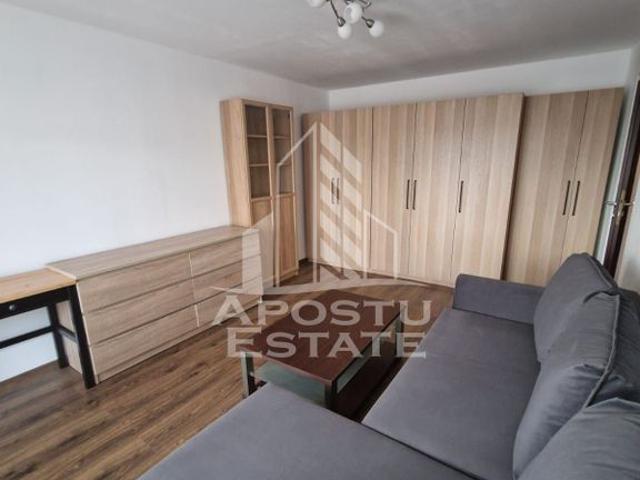 Apartament 2 camere, Centrala proprie, Soarelui