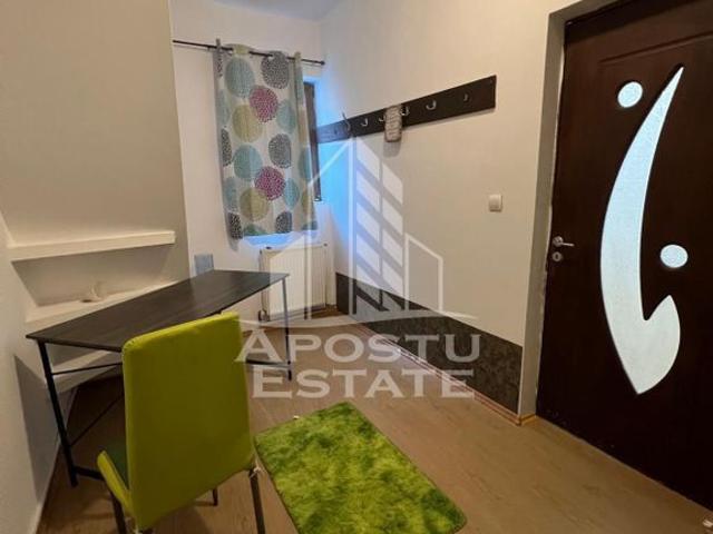 Apartament 2 camere, centrala proprie, petfriendly, zona.