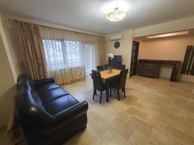 Apartament 2 camere, Centru, 51mp