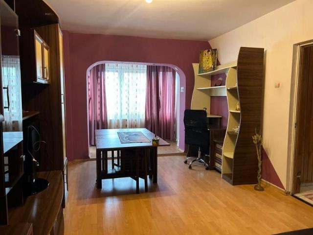 Apartament 2 camere Centrul Civic !