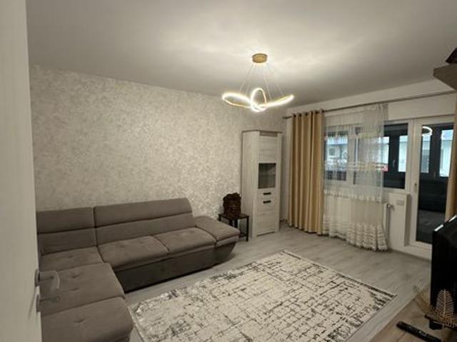 Apartament 2 camere, complet mobilat si utilat. Loc parcare